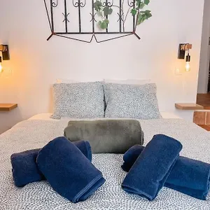  Apartment Old Fisherman's Corner 12 - Centro Old Town Portugal